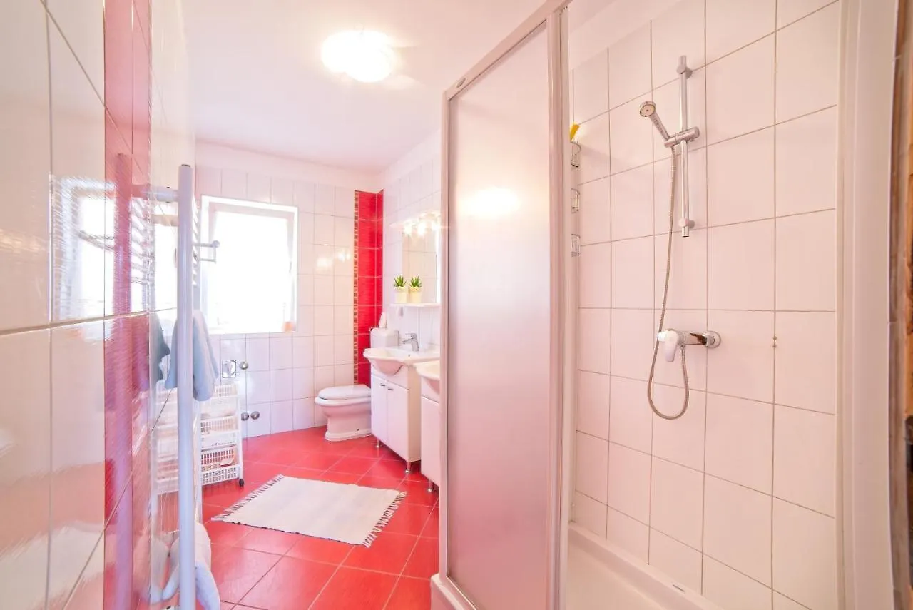 Konukevi Apartments And Rooms By The Sea Supetarska Draga - Gonar, Rab - 16761